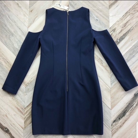 HP Alice and Olivia Exposed Cold Shoulder Dress - Picture 6 of 9